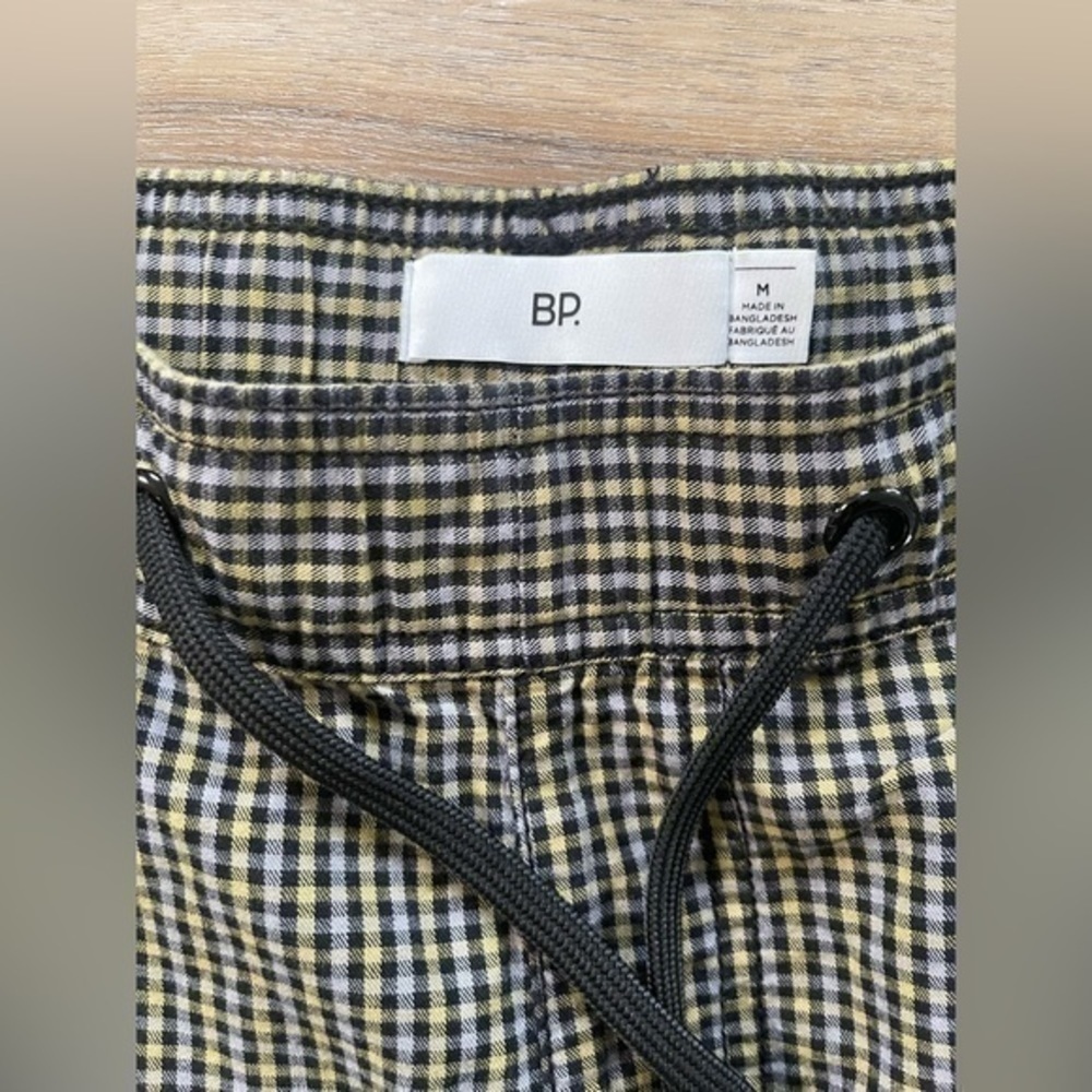 B.P. Checkered Cargo Pants Black White Green - Picture 4 of 6